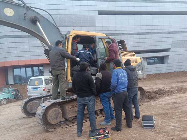社会车辆维修实践 (13).jpg